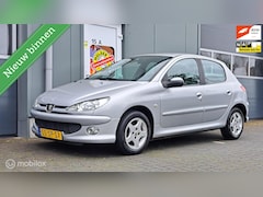 Peugeot 206 - 1.4 Air-line 3
