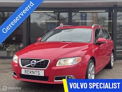 Volvo V70 - T5| 5 Cilinder| Summum|Adaptivecruisecontrol|Afneembare trekhaak|Standkachel