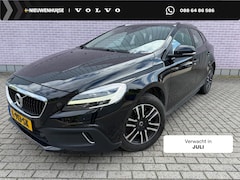 Volvo V40 Cross Country - 1.5 T3 Momentum | Navigatie | Bluetooth | High Performance Audio | Achteruitrijcamera | Pa