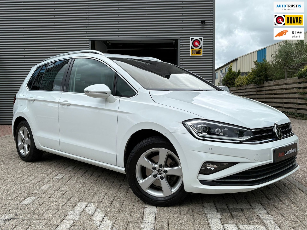 Volkswagen Golf Sportsvan - 1.5 TSI ACT Highline Edition NIEUWE APK GARANTIE 150PK - AutoWereld.nl