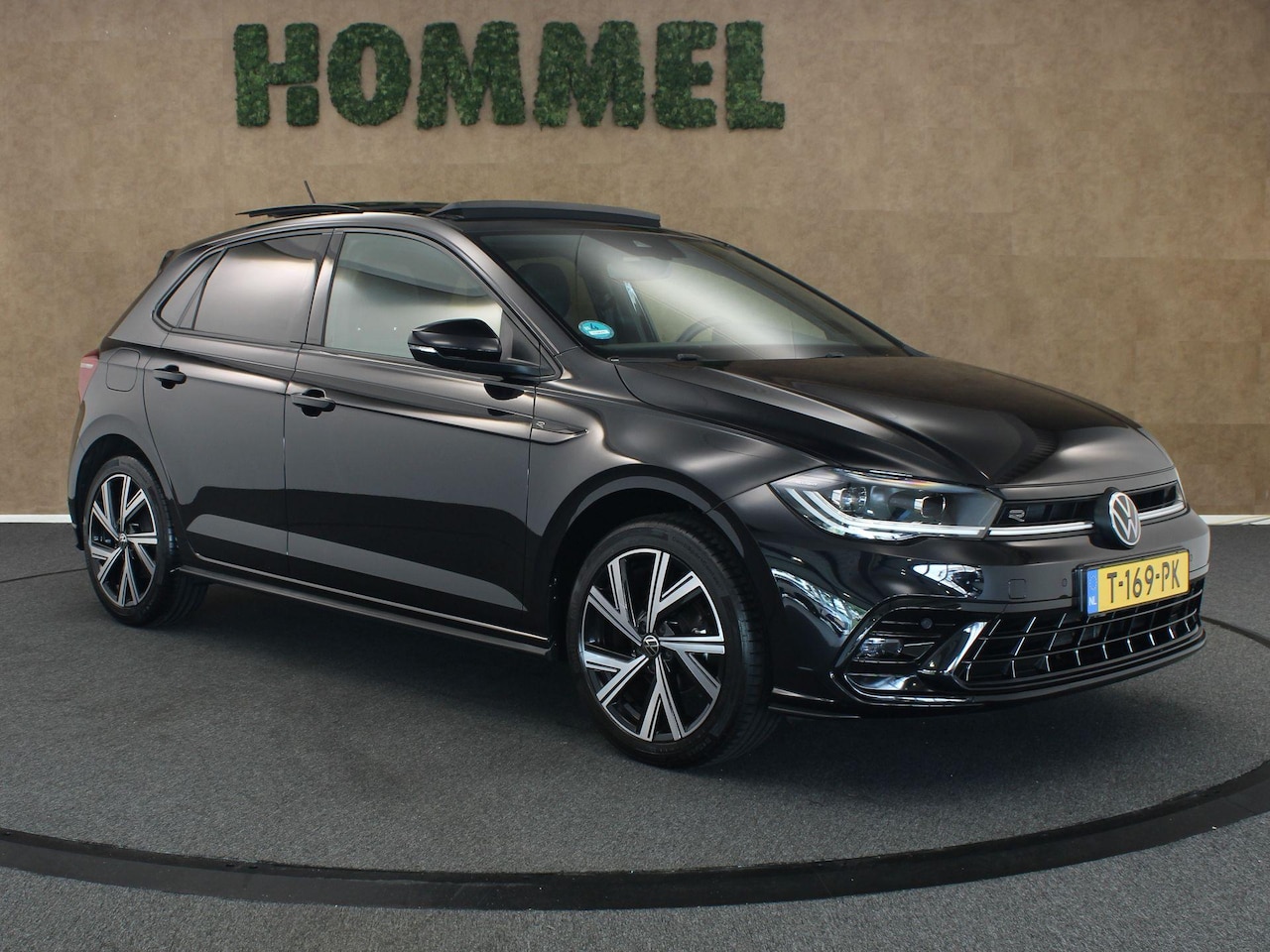 Volkswagen Polo - 1.0 TSI R-Line Business - PANORAMADAK - CRUISE CONTROL ADAPTIEF - STOELVERWARMING - NAVIGA - AutoWereld.nl