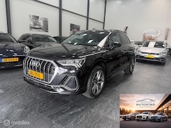 Audi Q3 - 45 TFSI e S edition