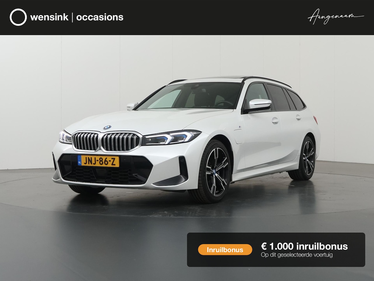 BMW 3-serie Touring - 330e | SOH 96,1% | Panoramadak | Elek. Sportstoelen met Geheugen | HUD | Camera | Apple Ca - AutoWereld.nl