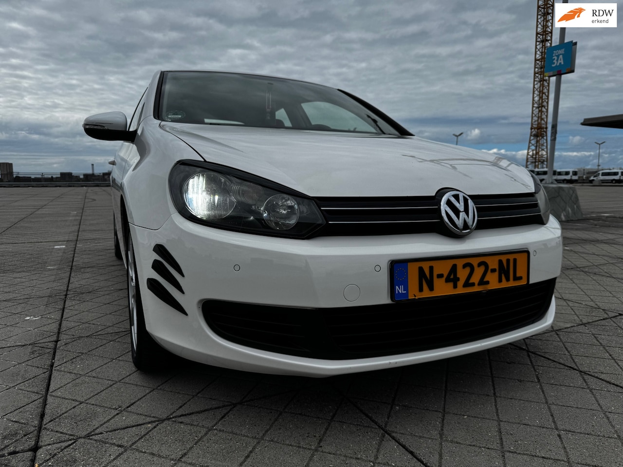 Volkswagen Golf - 1.4 Easyline AIRCO CARPLAY PDC CAMERA LED - AutoWereld.nl
