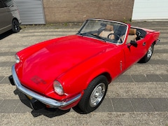 Triumph Spitfire - 1500 Soft Top body off gerestaureerd
