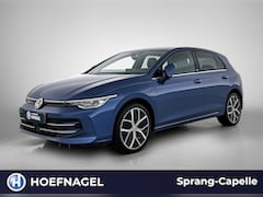 Volkswagen Golf - 1.5 eHybrid 50 Edition | Camera | CarPlay | Adaptive Cruise | Electrische Stoelen