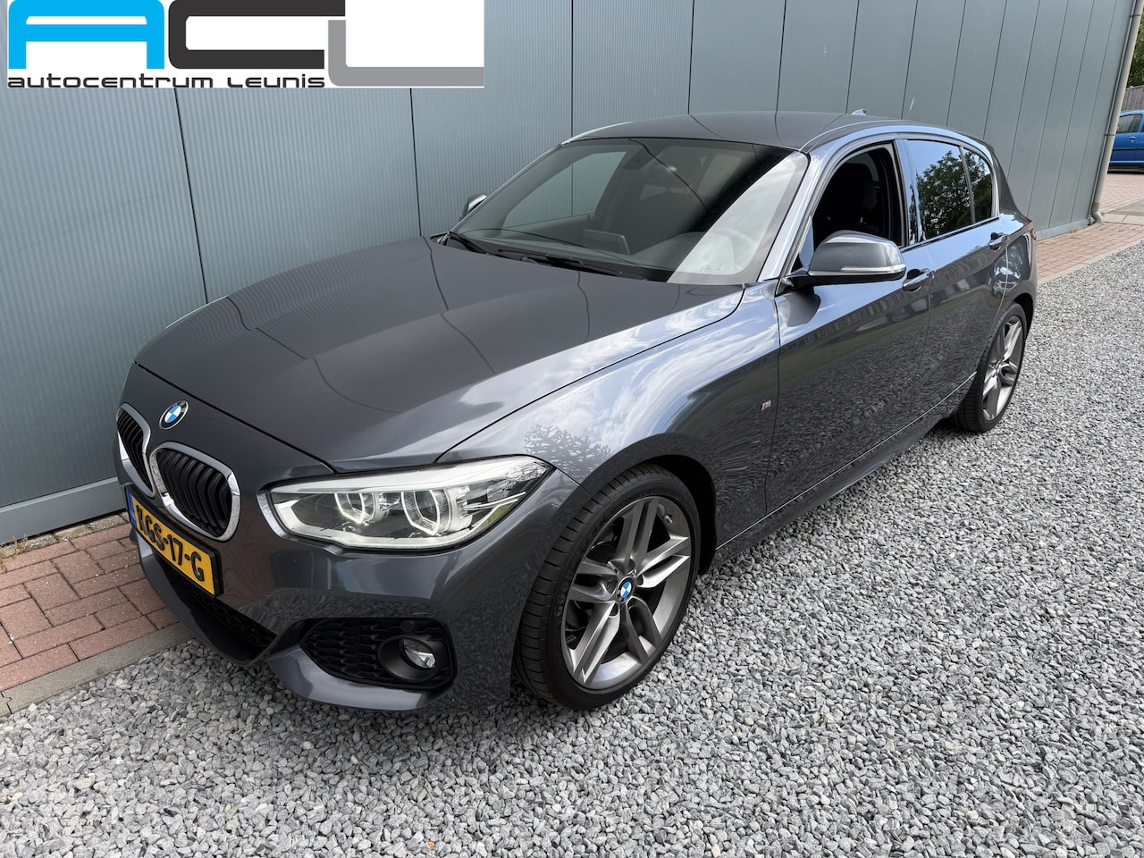 BMW 1-serie - 118i High Executive M-sportpakket 5-drs - AutoWereld.nl
