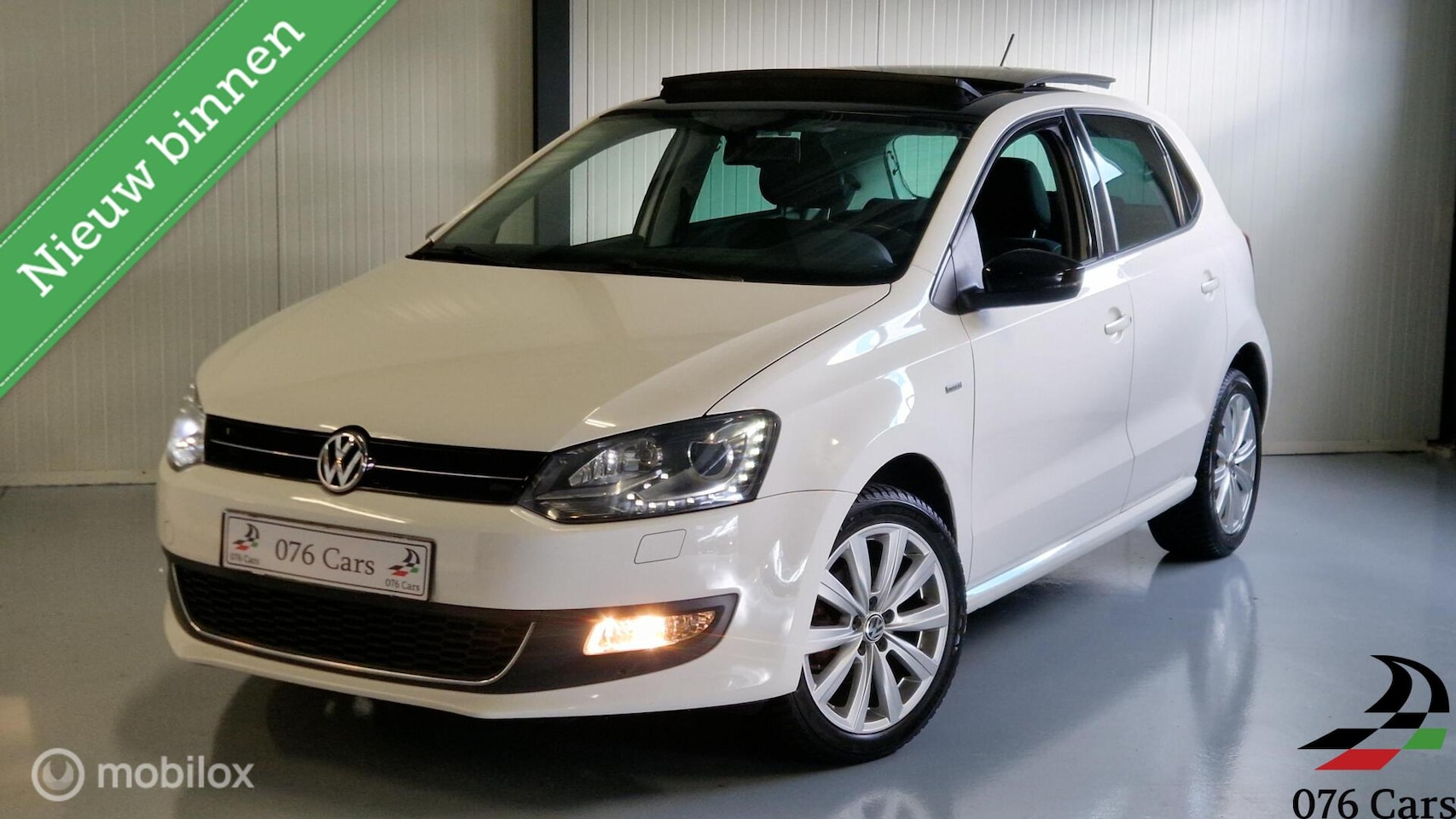 Volkswagen Polo - 1.2-12V Match PANO XENON STOELVER. CRUISECONTROL - AutoWereld.nl