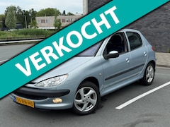 Peugeot 206 - 1.6-16V Gentry | Autom. | CarPlay/Android | APK Nieuw | Airco | Lage KM