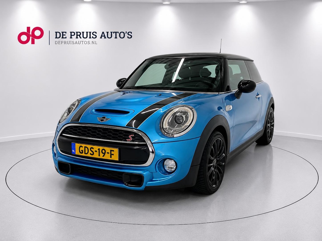 MINI 3-Deurs - 2.0 Cooper S Chili Serious Business Panoramadak 17 inch Navigatie - AutoWereld.nl