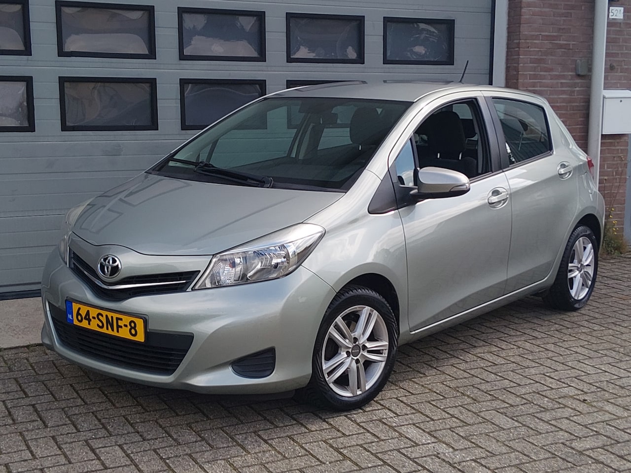 Toyota Yaris - 1.0 VVT-i Aspiration 2011 Airco Navi - AutoWereld.nl