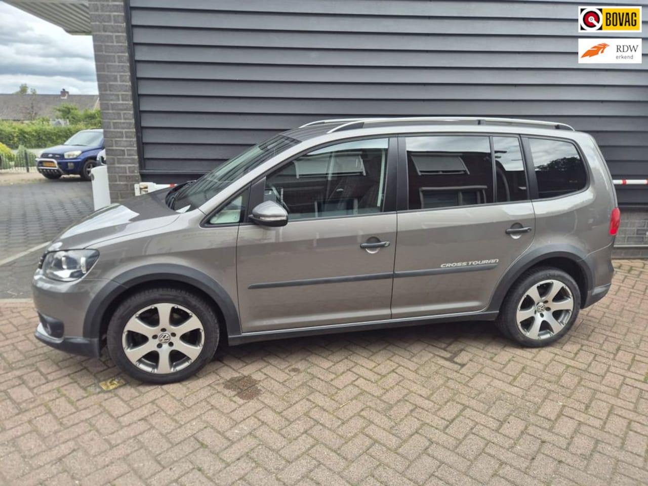 Volkswagen Touran Cross - 1.4 TSI 7p. - AutoWereld.nl