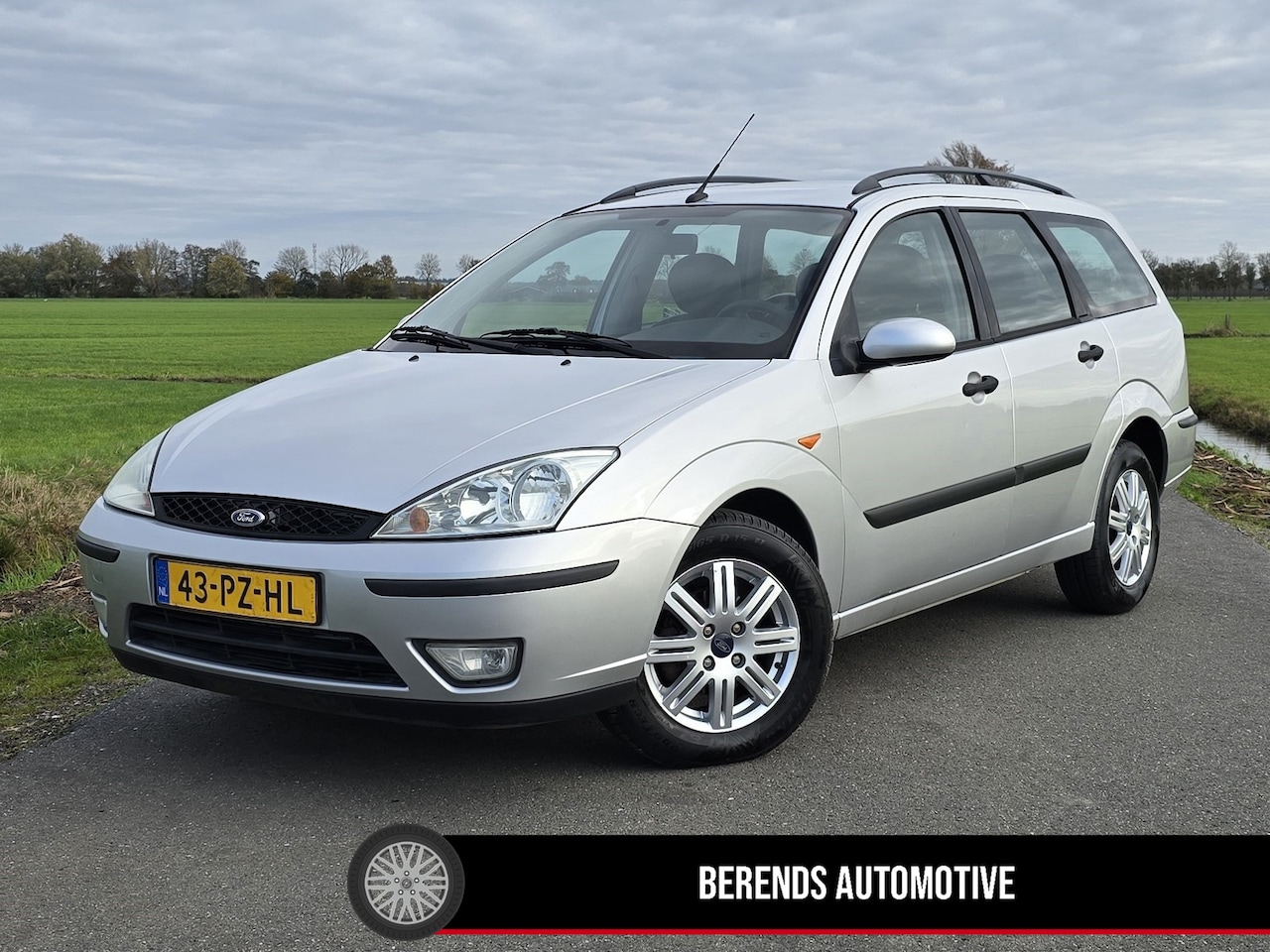 Ford Focus Wagon - 1.6-16V Futura I Apple carplay I Ledere bekleding I Airco I Clima control - AutoWereld.nl