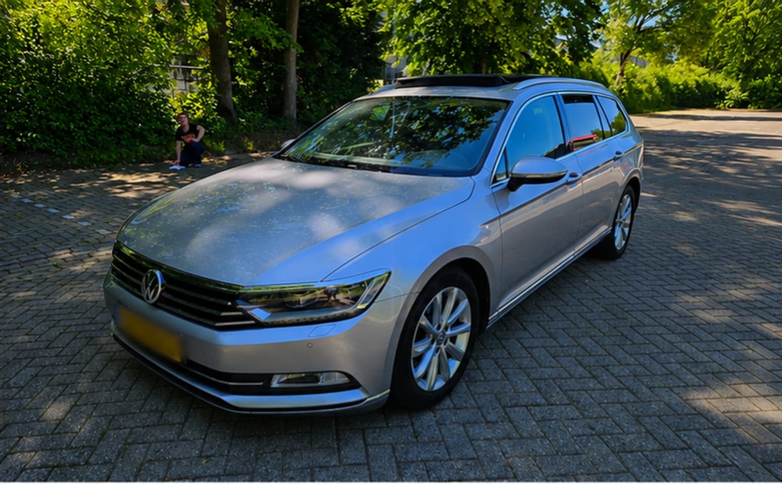 Volkswagen Passat Variant - 1.8 TSI Business Edition R - AutoWereld.nl