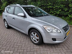 Kia Cee'd Sporty Wagon - 1.6 X-tra