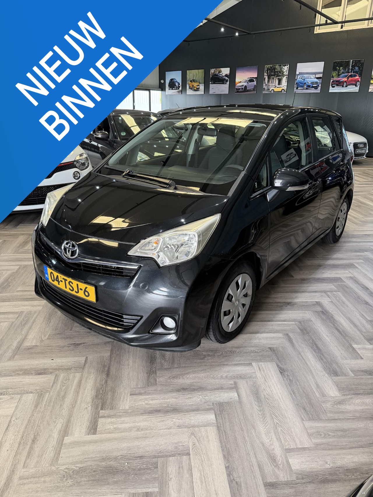Toyota Verso S - 1.3 VVT-i Aspiration 1.3 VVT-i Aspiration - AutoWereld.nl