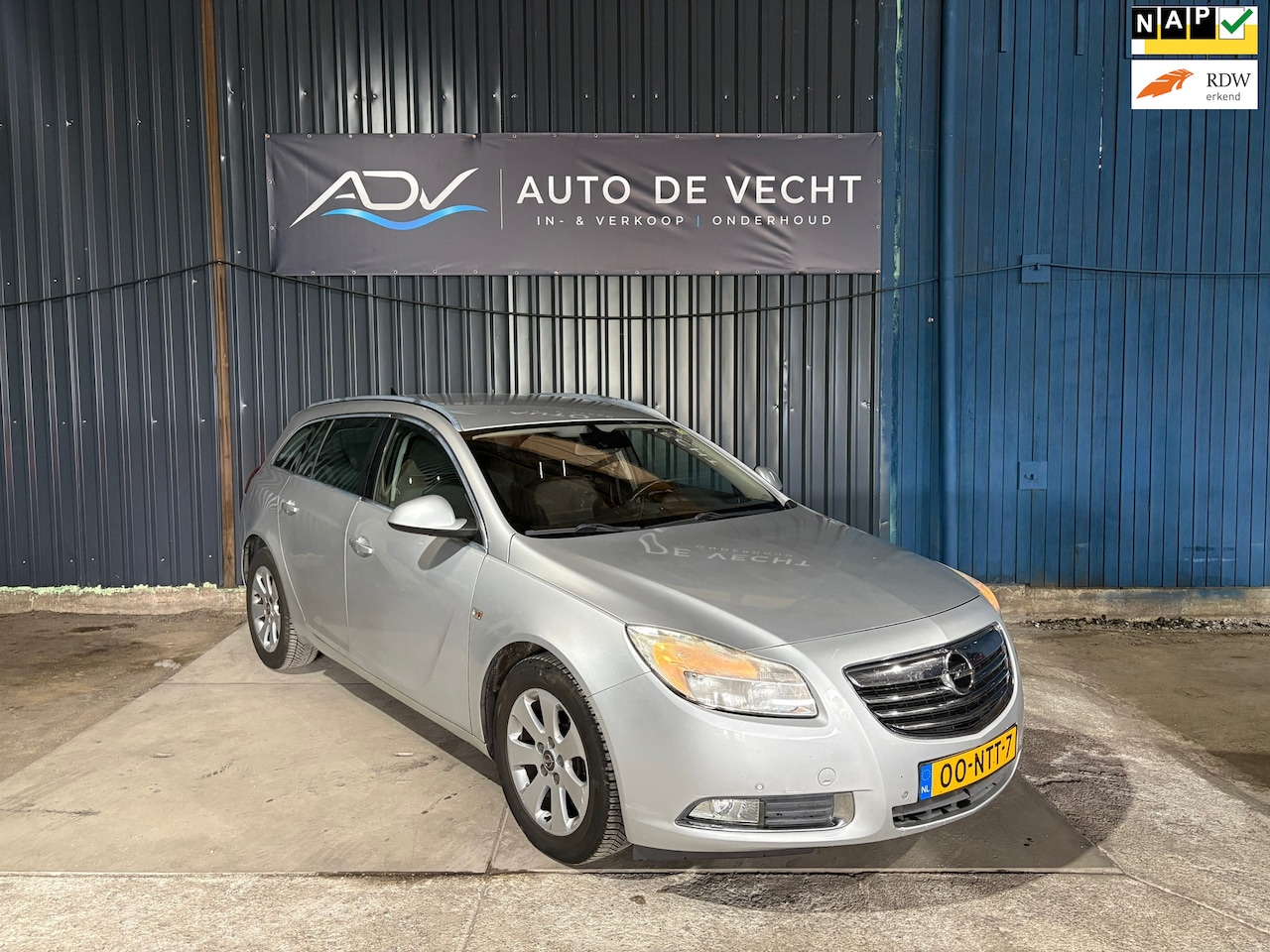 Opel Insignia Sports Tourer - 1.6 T Cosmo - AIRCO - RUIME AUTO - AutoWereld.nl