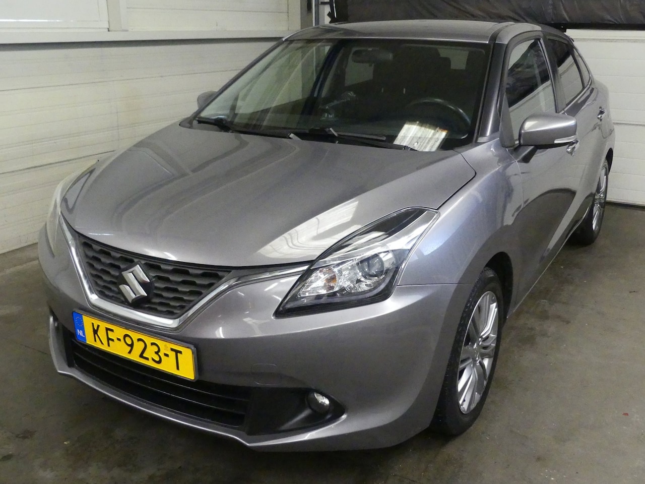 Suzuki Baleno - 1.2 High Executive - Automaat - Cruise Control - 1e Eigenaar - AutoWereld.nl