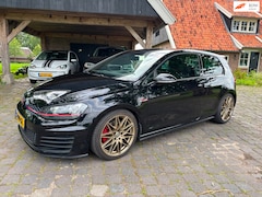 Volkswagen Golf - 2.0 TSI GTI