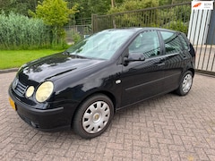 Volkswagen Polo - 1.4-16V/5DEURS/CRUISE/AIRCO/AUDIO/TREKHAAK