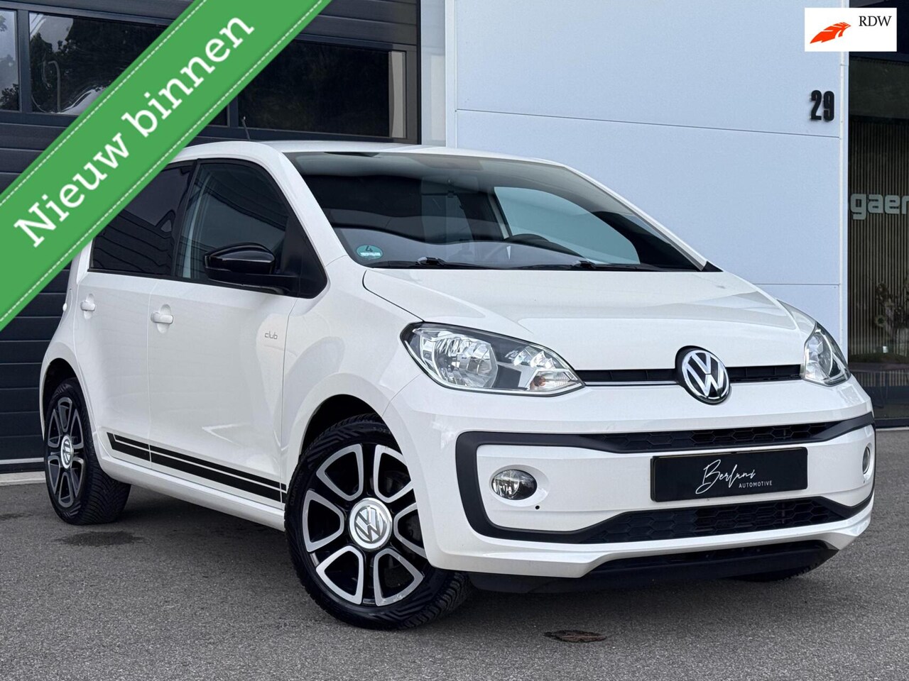Volkswagen Up! - 1.0 BMT Club up! Stoelverw | Allseasonbanden - AutoWereld.nl