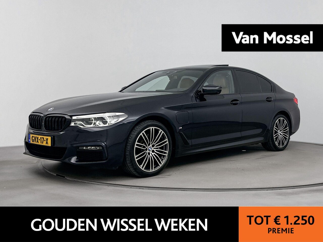 BMW 5-serie - 530e iPerformance High Executive | Panoramadak | Navigatie | Leder | Memory stoelen - AutoWereld.nl