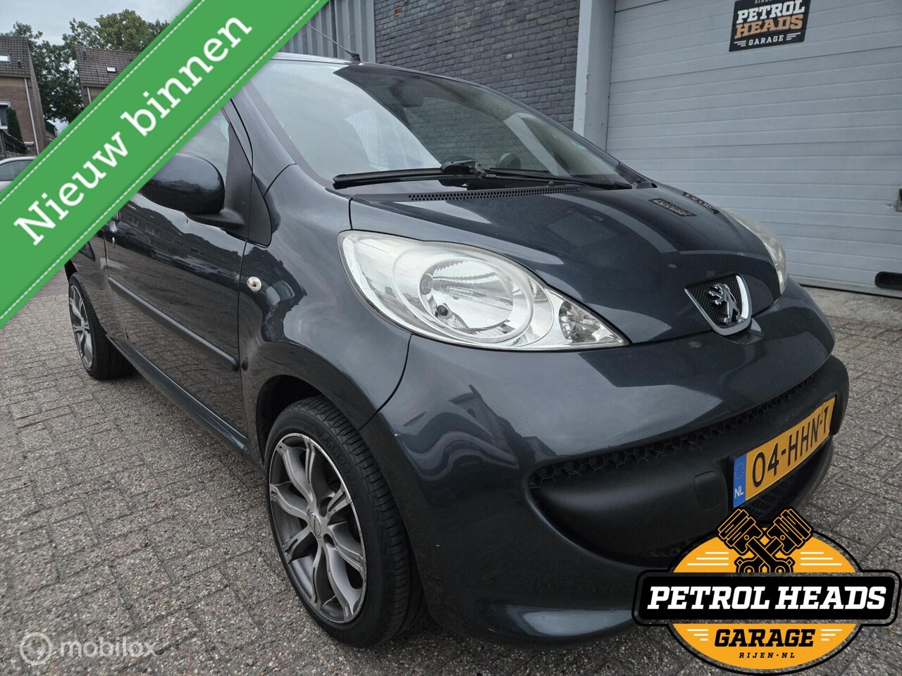Peugeot 107 - 1.0-12V SPORT | Bluetooth grootbeeld touch | LM Velgen - AutoWereld.nl