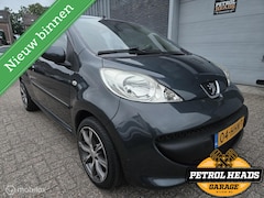 Peugeot 107 - 1.0-12V SPORT | Bluetooth grootbeeld touch | LM Velgen