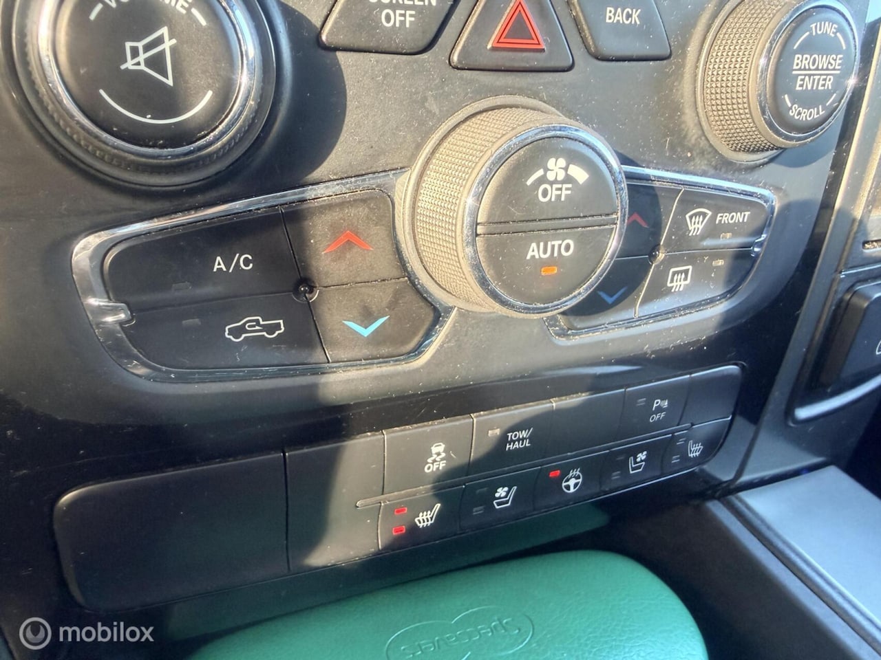 Dodge Ram 1500 - 5.7 V8 4x4 Crew Cab 5'7 Sport 3 inch verhoogd | Zeer goed onderhouden