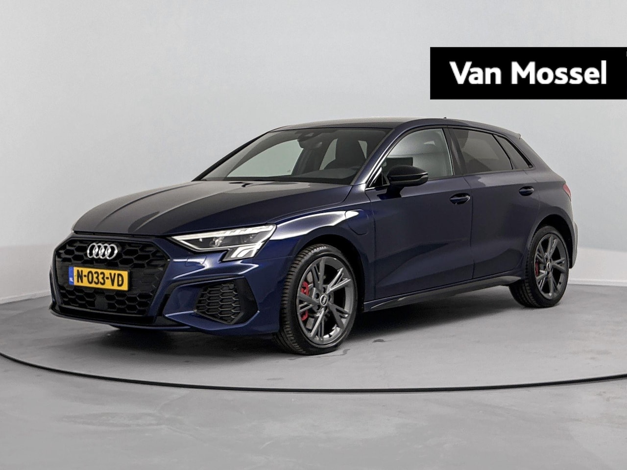 Audi A3 Sportback - 45 TFSI e S edition Competition PHEV | Airco | Apple Carplay | Android Auto | Cruise Contr - AutoWereld.nl