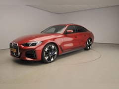 BMW 4-serie Gran Coupé - 420i | M-Sportpakket | LED | Navigatie | Schuifdak | Sportstoelen | Stoelverwarming | DAB