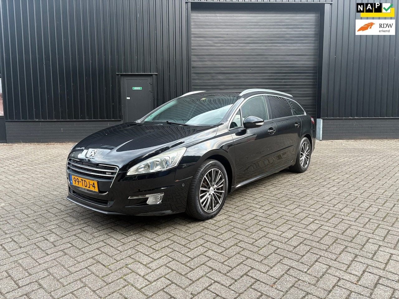 Peugeot 508 SW - 1.6 e-HDi Blue Lease Executive 1.6 e-HDi Blue Lease Executive - AutoWereld.nl