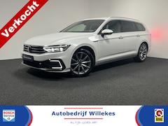 Volkswagen Passat Variant - 1.4 TSI PHEV GTE Business | NAVI | IQ LIGHT | TREKHAAK | KEYLESS | ACC | STANDKACHEL |