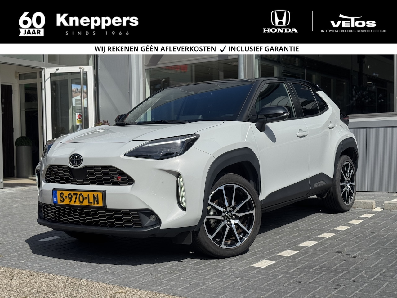 Toyota Yaris Cross - 1.5 Hybrid GR Sport | GEEN AFLEVERKOSTEN | Trekhaak, Head-up display, Dodehoekdetectie, J - AutoWereld.nl