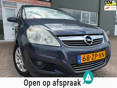 Opel Zafira - 1.8 Temptation 7 pers in automaat van 2de Eig met trekhaak en parkeersensoren en navigatie