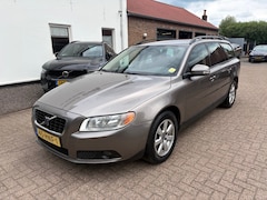 Volvo V70 - 2.5T Momentum