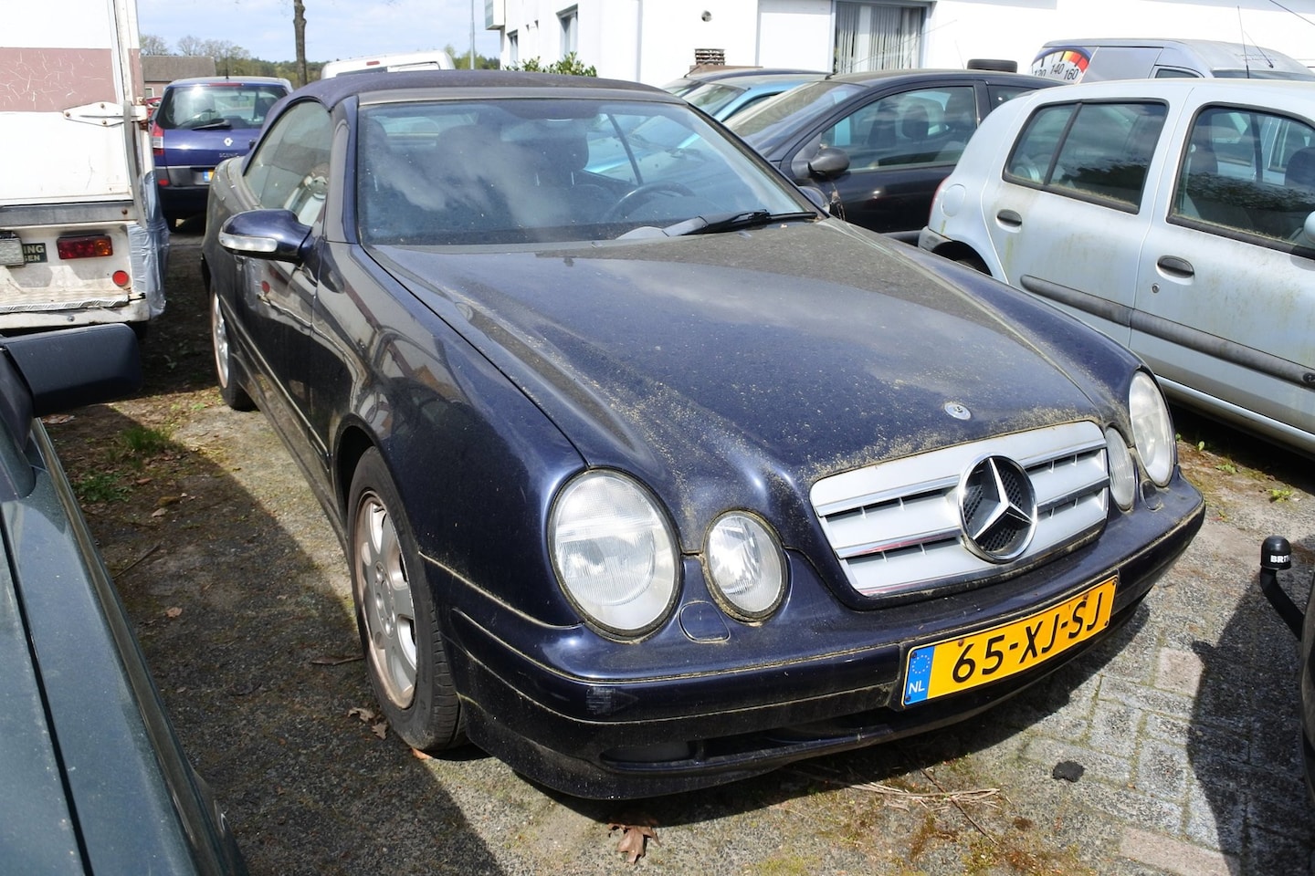 Mercedes-Benz CLK-klasse Cabrio - 200 K. Avantgarde apk 6-3-2027 div exstra,s lees text - AutoWereld.nl