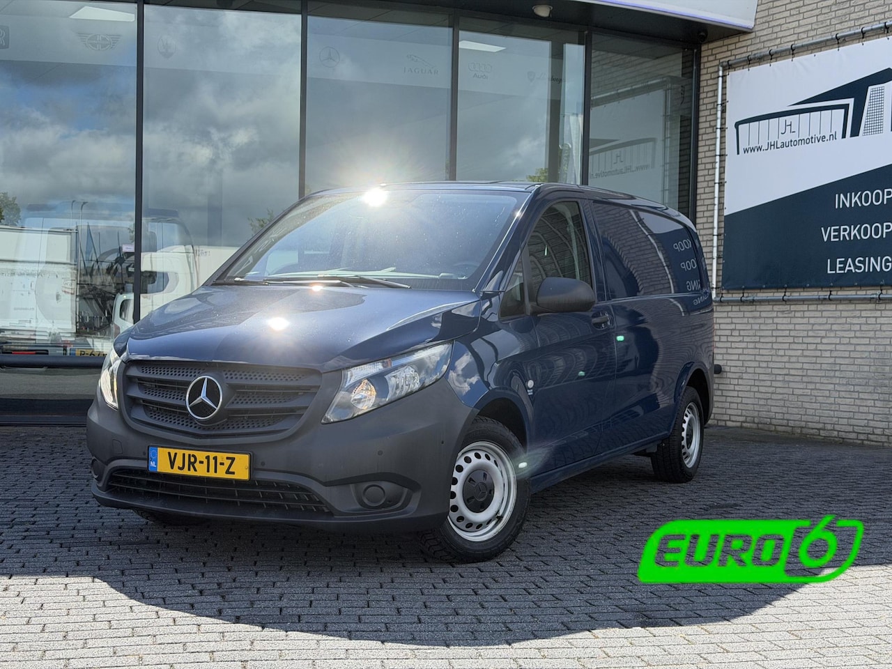Mercedes-Benz Vito - 114 CDI*AUTO.M*NAVI*CAM*A/C*CRUISE*CARPLAY*INBOUW* - AutoWereld.nl