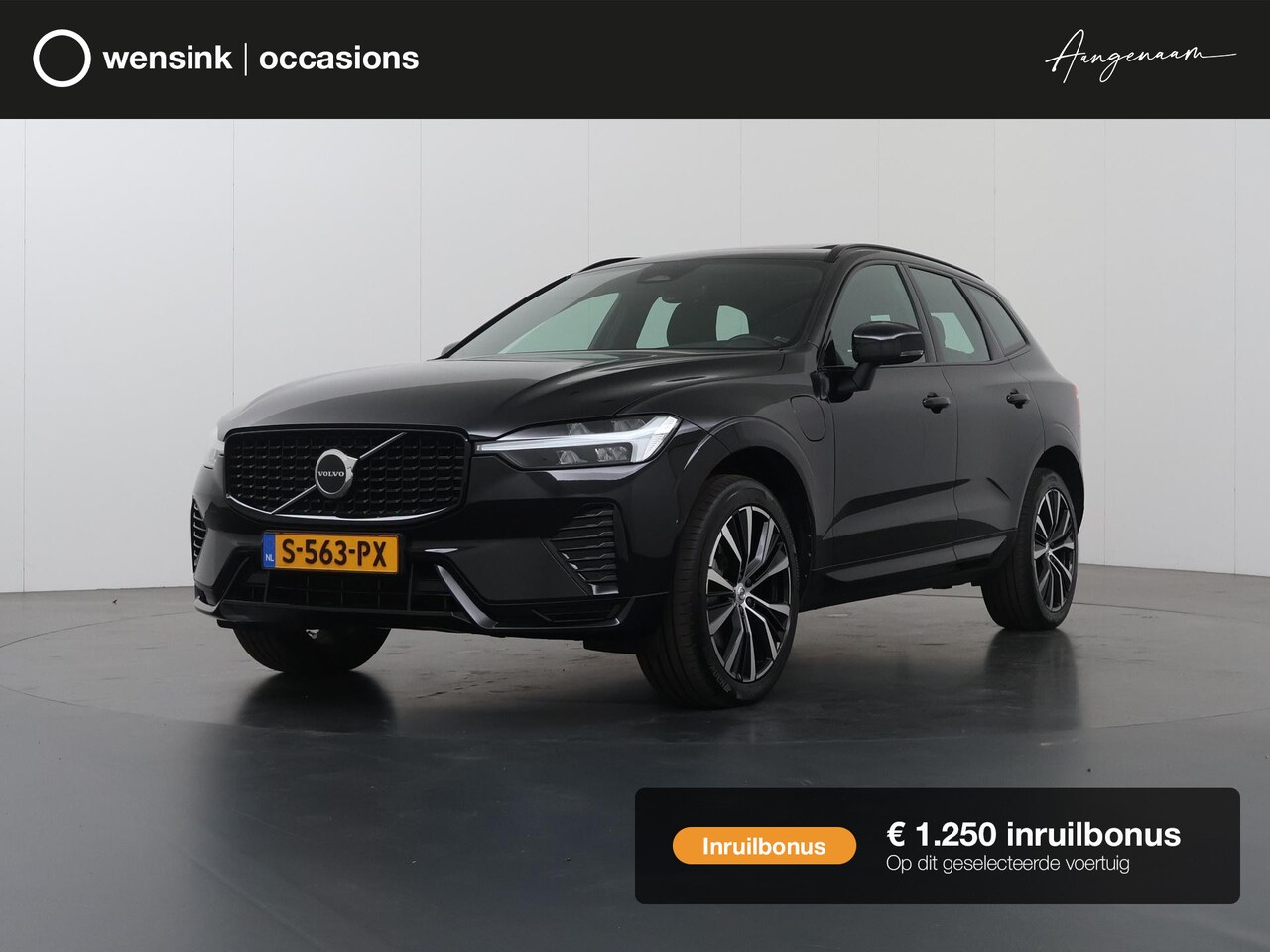 Volvo XC60 - 2.0 T6 Plug-in hybrid AWD Plus Dark | Panoramadak | Digitaal Dashboard | Contourstoelen | - AutoWereld.nl