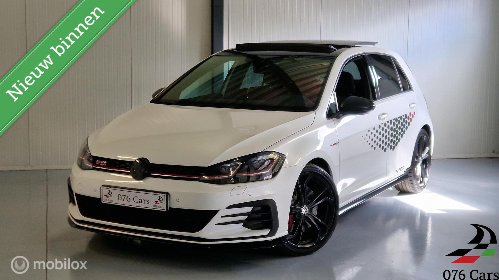 Volkswagen Golf - 2.0 TSI GTI TCR 290 PK PANO NIEUWSTAAT UNIEK - AutoWereld.nl