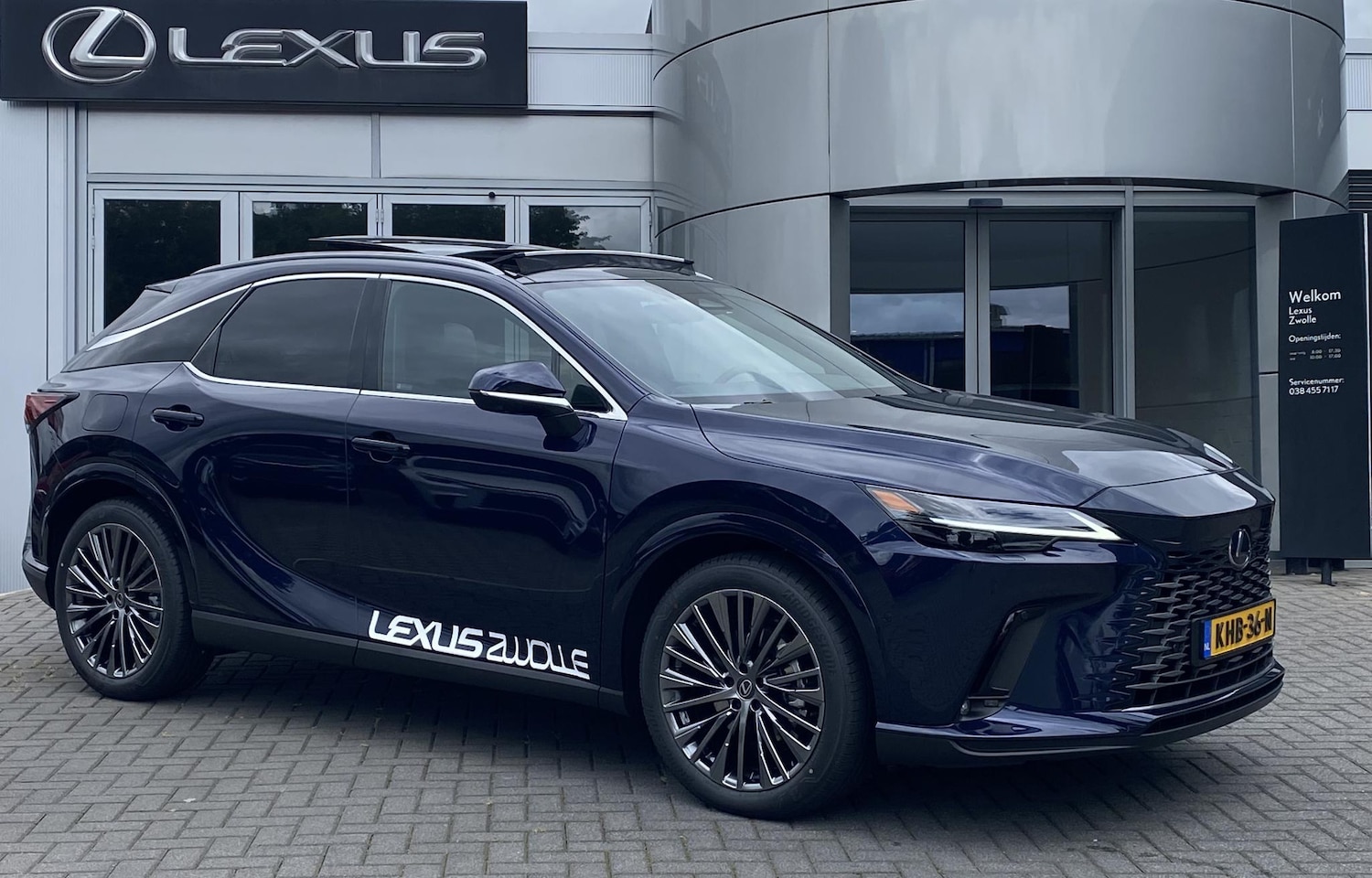 Lexus RX 450h - 450h+ Plug-in Hybrid President Line DIRECT LEVERBAAR PANODAK MARK LEVINSON STOELVENT STUUR - AutoWereld.nl