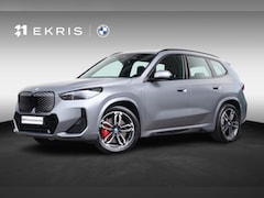 BMW iX1 - eDrive20 67 kWh M Sport Edition / Sportpakket Pro / 19'' LM / Stoelverwarming Voor / Achte