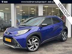 Toyota Aygo X - 1.0 VVT-i MT envy Cabrio leuke Two-Tone blauw/zwarte uitvoering | Draadloos telefoonlader