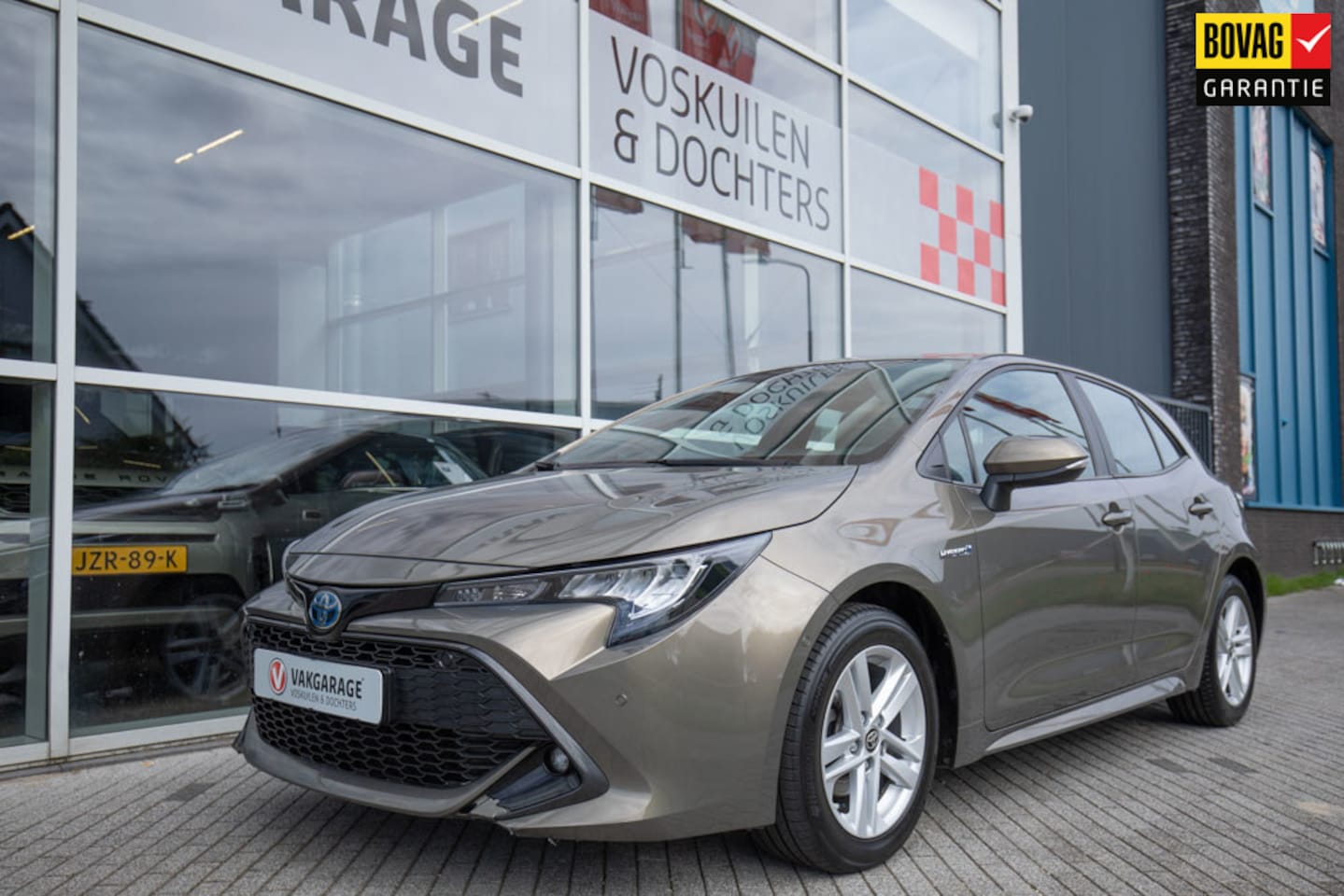 Toyota Corolla - 1.8 Hybrid Dynamic |Apple Carplay | Camera | Navi - AutoWereld.nl