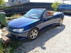 Peugeot 306 Cabriolet - 2.0-16V Roland garros uitvoering