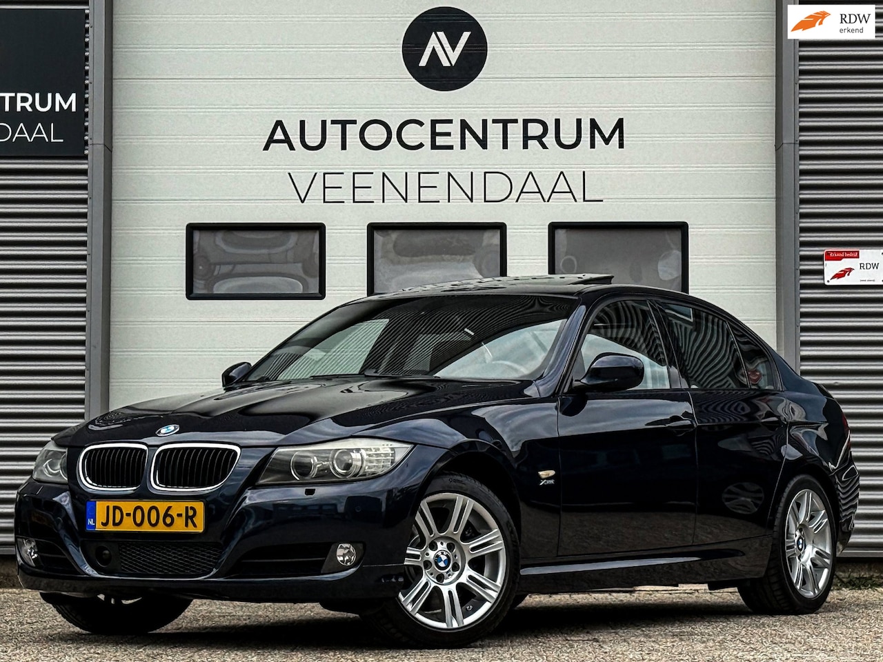 BMW 3-serie - 335i X-Drive 335xi High Executive LCI 306 PK SCHUIFDAK/ACC/LEDER/PDC - AutoWereld.nl