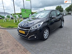 Peugeot 208 - 1.2 PureTech Blue Lion / Keurige auto / Nieuwe APK