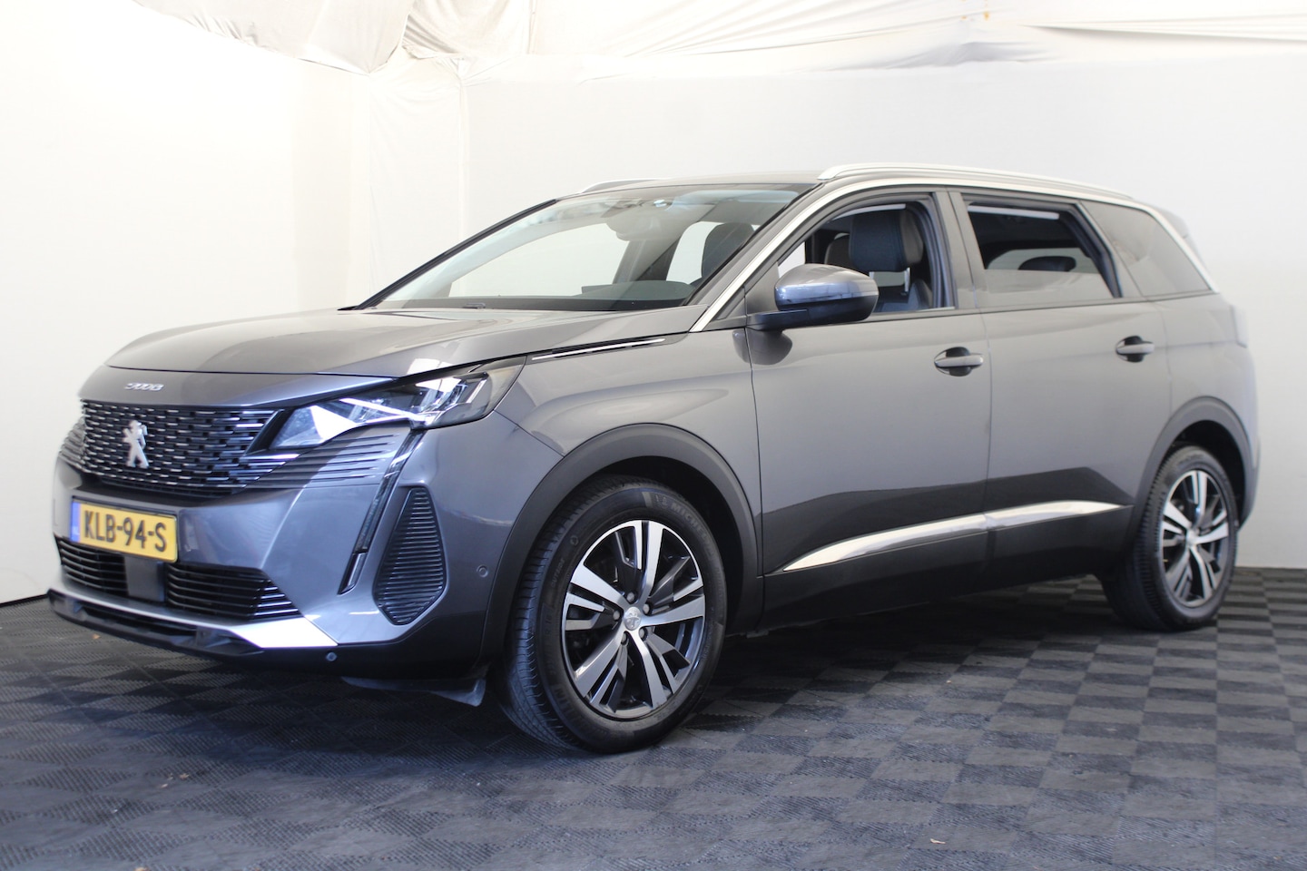 Peugeot 5008 - 1.2 PureTech Allure |Camera|Navi| - AutoWereld.nl