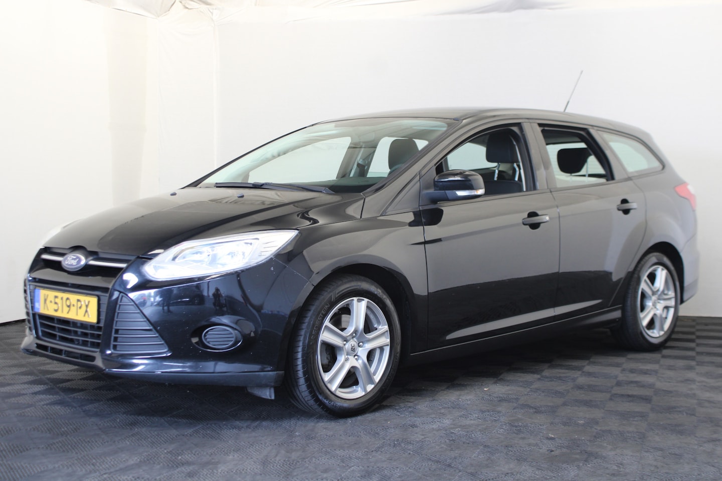 Ford Focus Wagon - 1.0 EcoBoost Edition Plus 1.0 EcoBoost Edition Plus - AutoWereld.nl