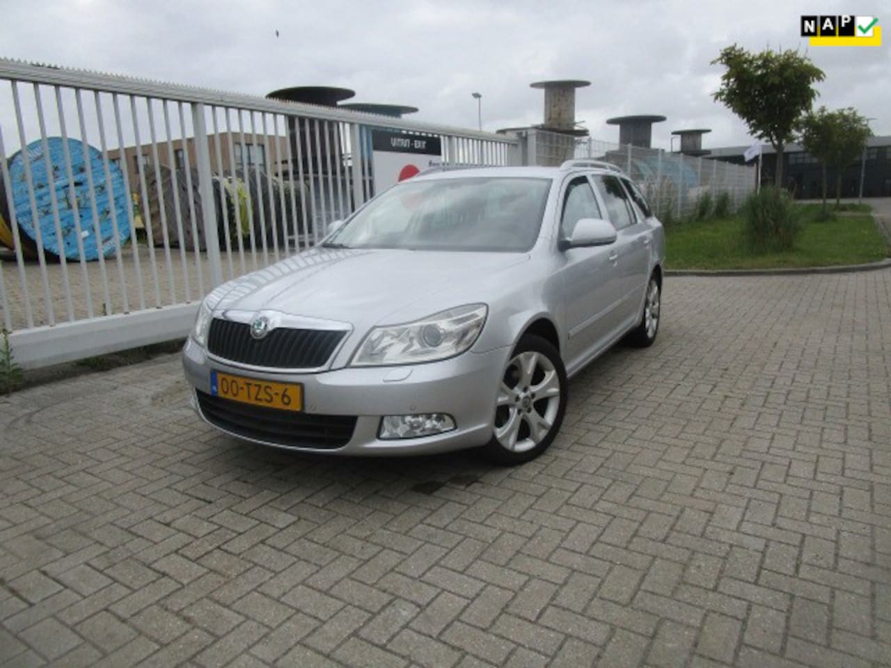 Skoda Octavia Combi - 1.2 TSI Elegance Business Line 1.2 TSI Elegance Business Line - AutoWereld.nl